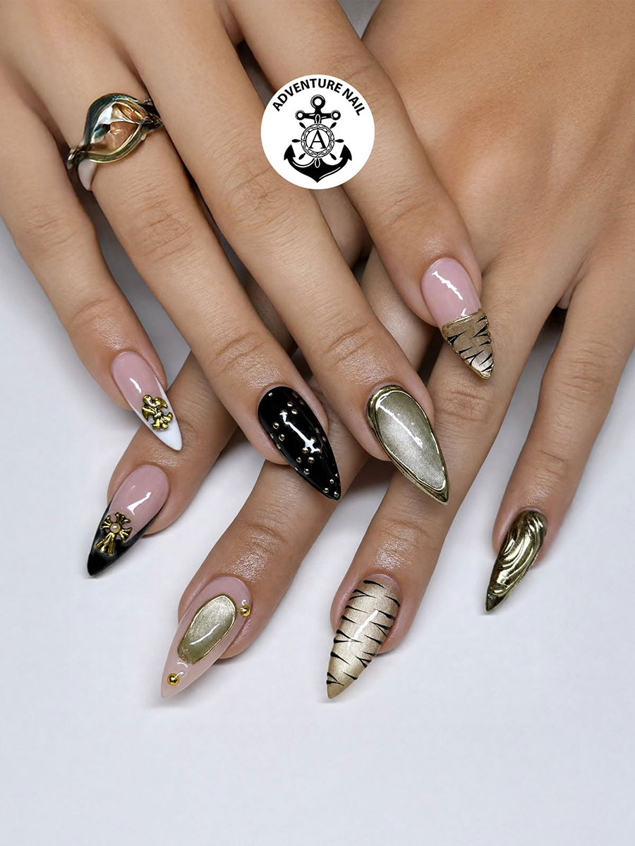 ADVENTURE NAILS
